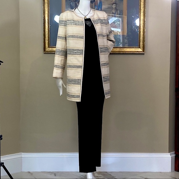 🆕🏷️ :Lafayette 148 New York NWT Retail tags at $698 Italian fabric. - Picture 10 of 13